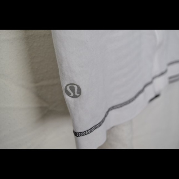 Black and White striped Lulu lemon shirt - Picture 3 of 3